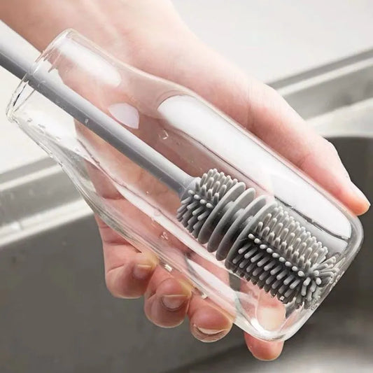 HydroHandle™ Glass Cleaner: The long handle makes it easy to reach every nook and cranny.